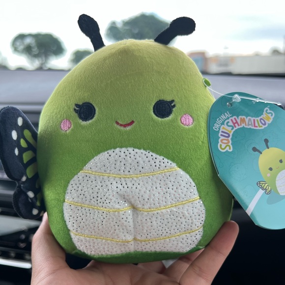 NWT 5” Kirsty the Butterfly Squishmallow - Picture 2 of 10